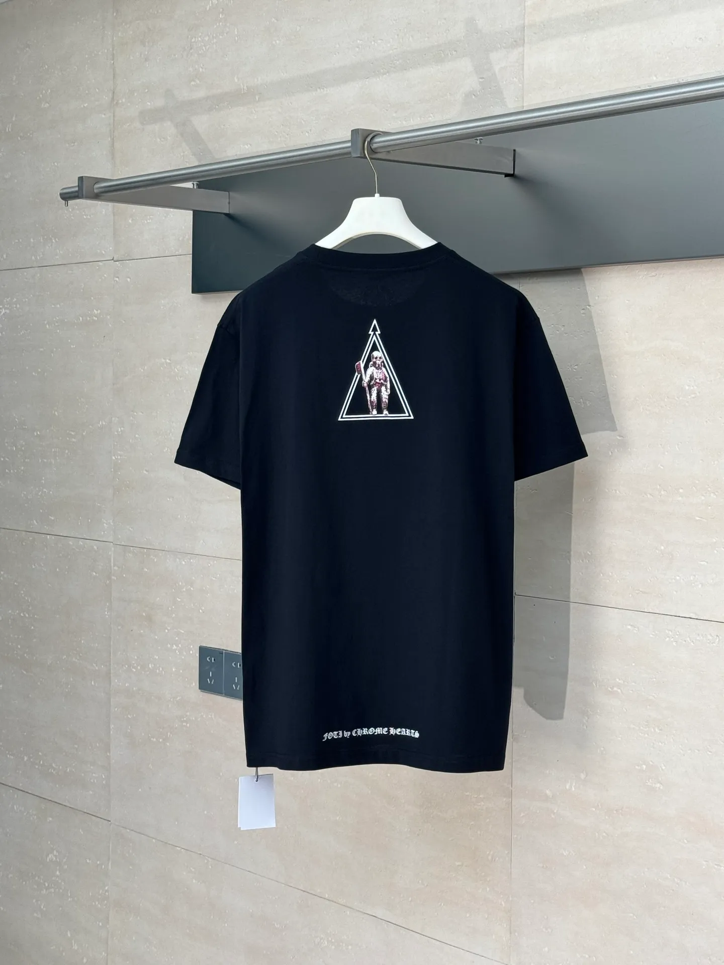 🅿️270 Come Hearts*/Cro Heart 25Ss new foti skull soldier text short sleeves. The fabric is made of 26 weave 200g cotton. The printing is made of thermoset ink. Customized accessories Size: S/M/L